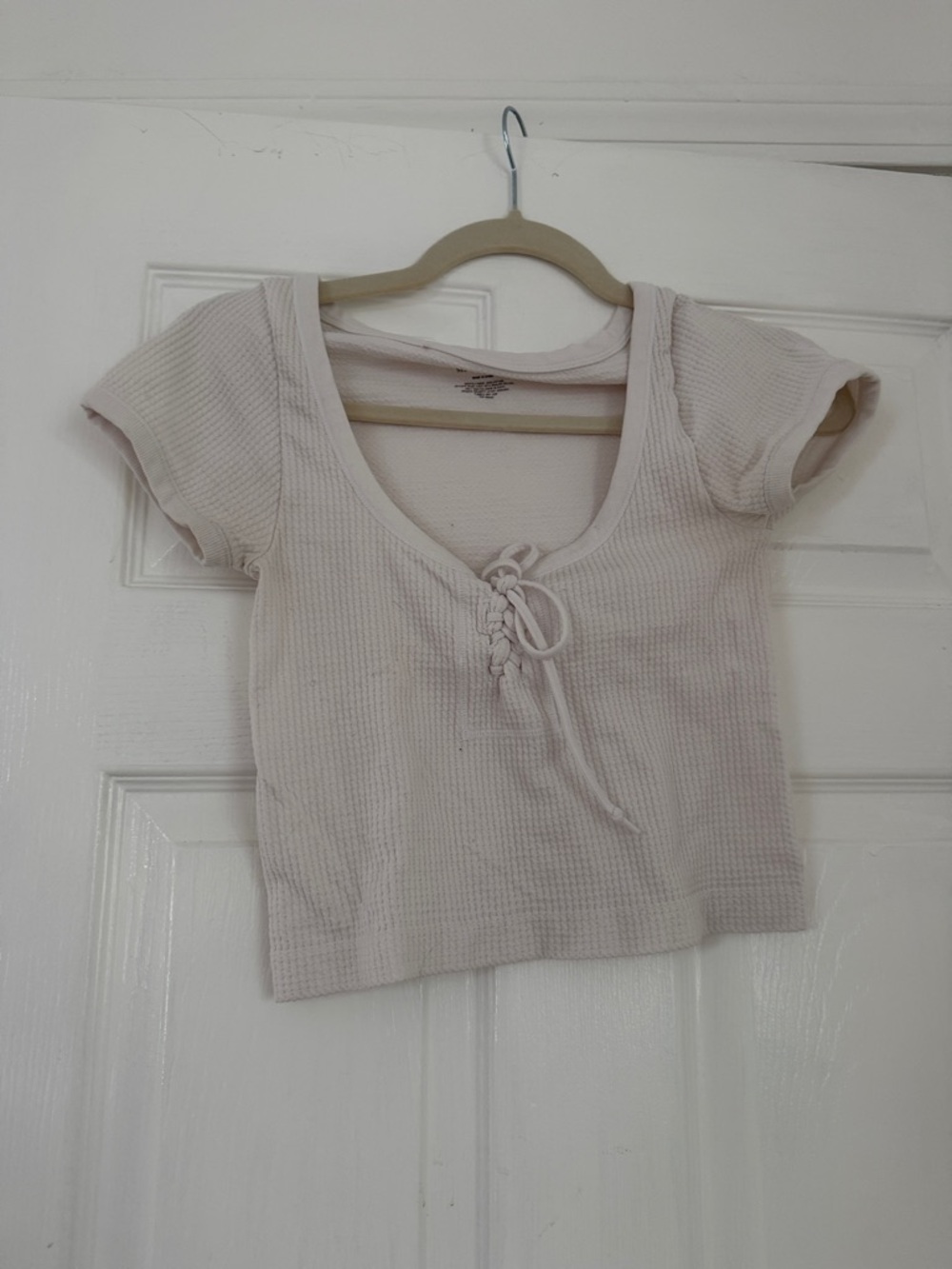 PacSun Lace-Up Ribbed Crop Top in Light Beige